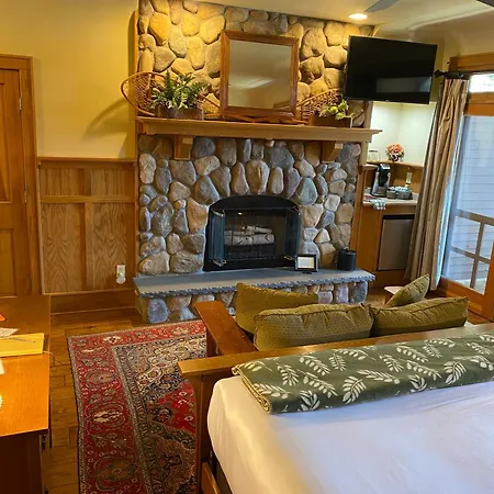 The Fern Lodge-2