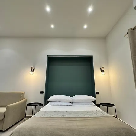 La Stella Di Napoli B&B-3