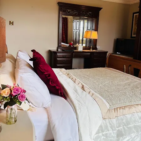 Hillcrest Farmhouse Bed & Breakfast-3
