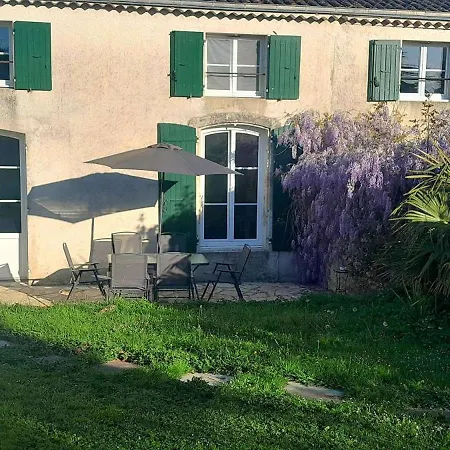 Logis de Chenac - Chambres et table d'hôtes-3