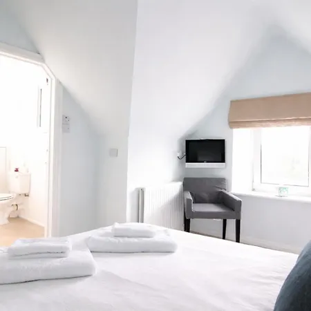 Ferndale Lodge-3