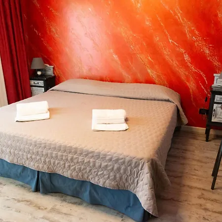 Caicai Bed And Breakfast-3