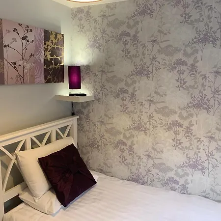 Lochside Guest House-3