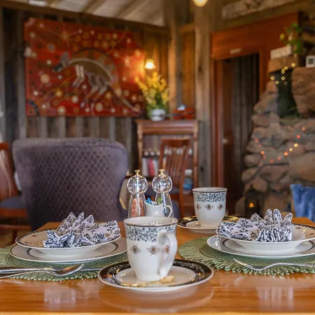 Tamborine Mountain Bed And Breakfast-3