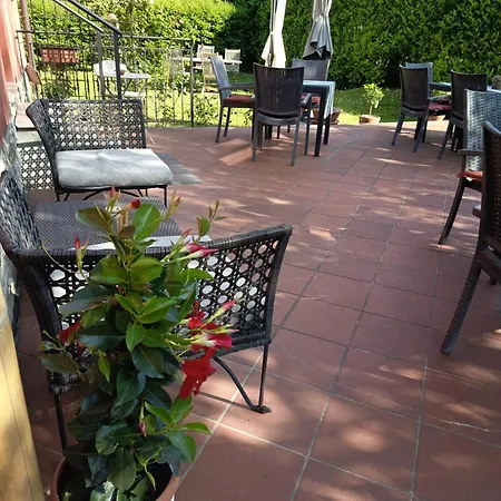 Villa Leilani B&B-2
