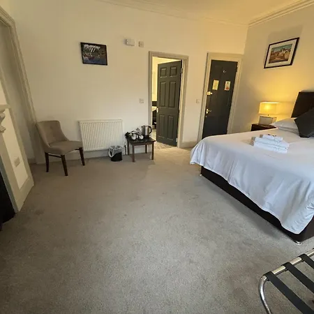 The Chapel House-2