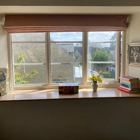 Brook Farm Cottage-3