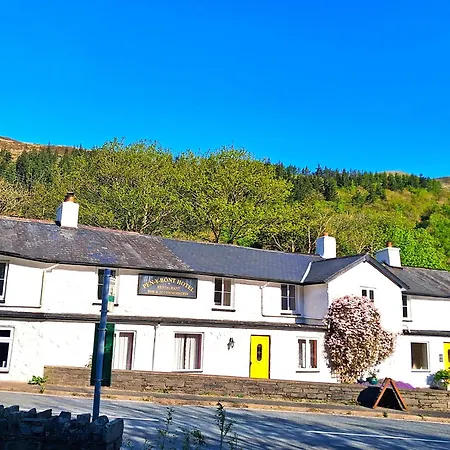 Pen-Y-Bont Hotel-2