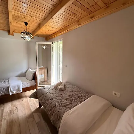 Bujtina Tinari-2