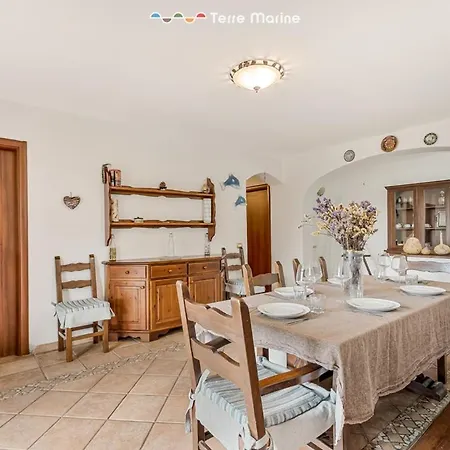 Villa In Vino Veritas, Terre Marine-3