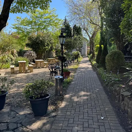 Castle View Hotel-3