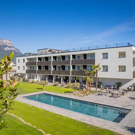 Hotel Cornelian Suites & Rooms-3