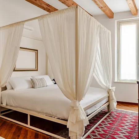 Casa Enzo - Old Town & Station - Ac, Free Parking - Family & Business-3
