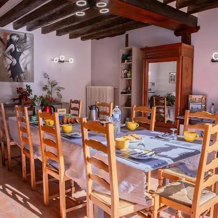 Chambres D'hôtes Le Petit Puits-2