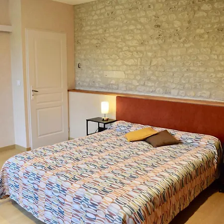 Le Vieux Noyer-2