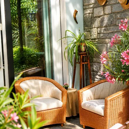 Bed&Breakfast Gli Oleandri-3