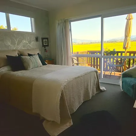 Brook House B&B & Cottages-2