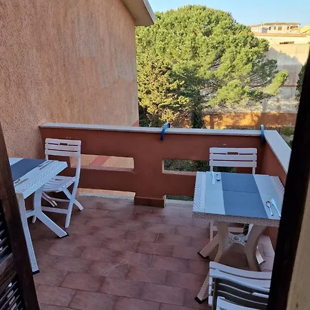 Guest House Tra Rocce E Mare-2