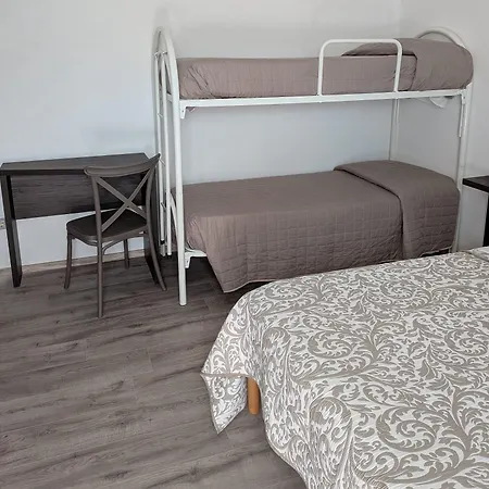 Claudia B&B-2