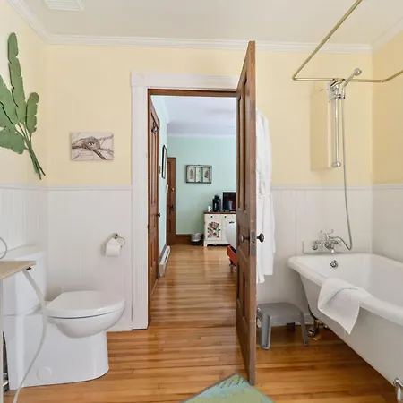 Alicion Bed & Breakfast-3