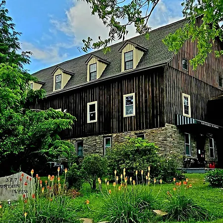 The Cortina Inn-3
