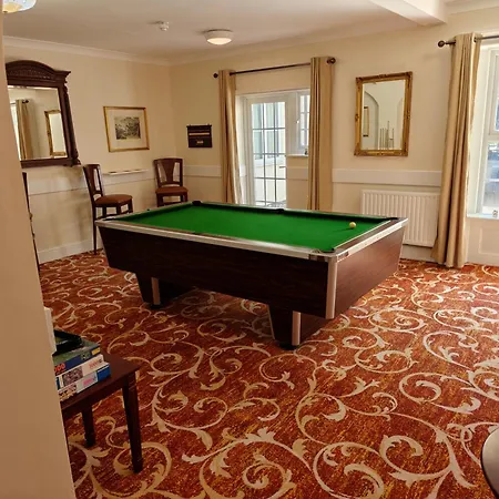 Royal Swan, Ashley Manor - B&B-3