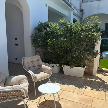 Al Capri Suite & Private Pool-3