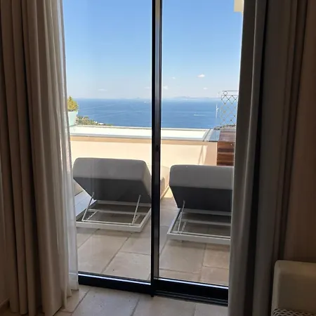 Al Capri Suite & Private Pool-2