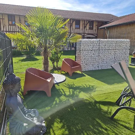 Château de Crespy&Suites-3