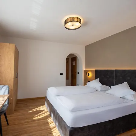 Garnì Lasteis B&B - apartments-2