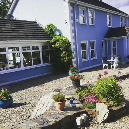 Five Oaks Bed & Breakfast With Free Parking, Tranquil Setting-3