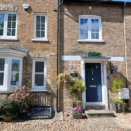 Havisham House-3