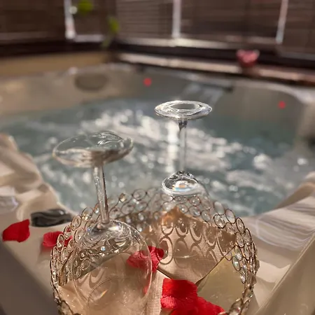 Love Space Sensory Spa & Relax Suite-2