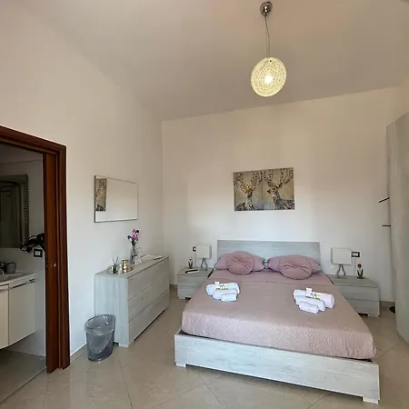 B&B Il Tulipano Free Private Parking-3