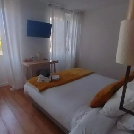 chambres d'hôtes numéro 1 Le Bedat côté jardin-2