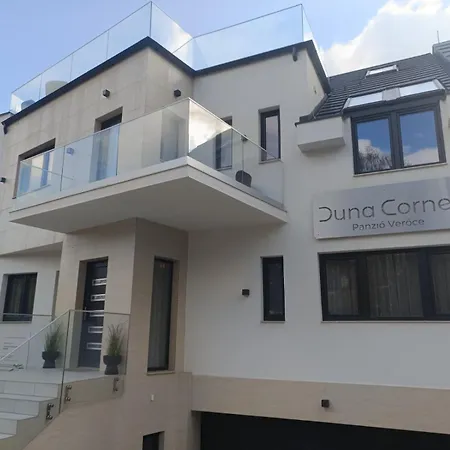 Duna Corner Panzio-3