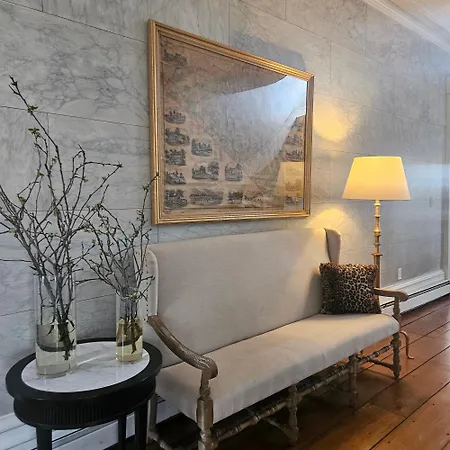 Peach Grove House-3