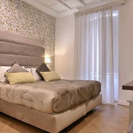 Helmirage Suite Trevi-2