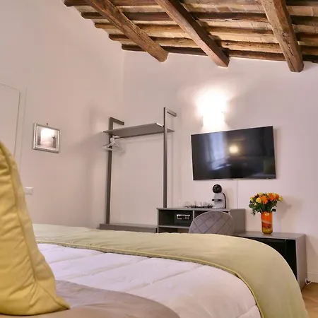 Helmirage Suite Trevi-3