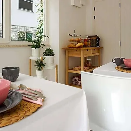 La Veranda Bed And Breakfast-2