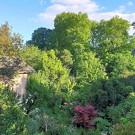 La petite maison du jardin d'Apollon-2
