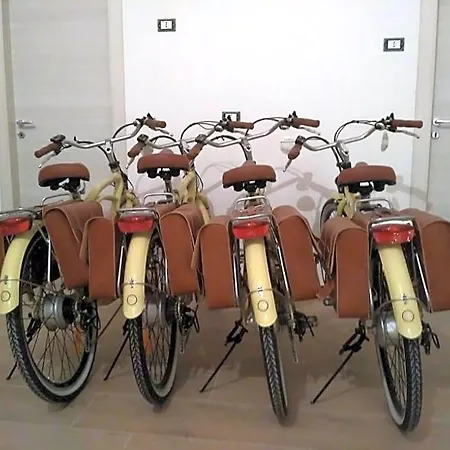 La Casa di Penelope B&B e noleggio bici elettriche-3
