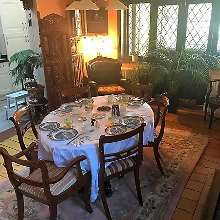 Harry'S Bed And Breakfast-3
