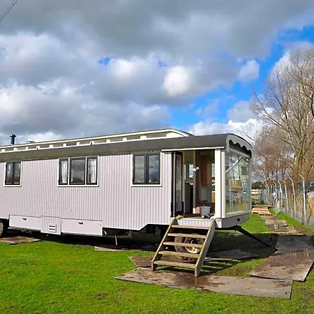 Gypsy Waggon - A Villa On Wheels-3