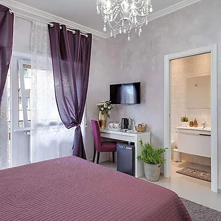 Dreamsrome Suites-3