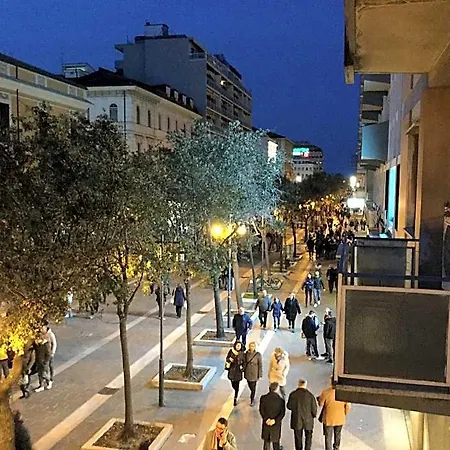 Domus Corso Umberto 18 B&B-2