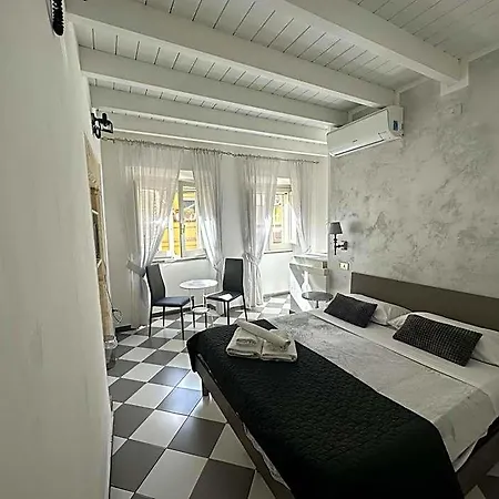 San Giacomo Rooms-2