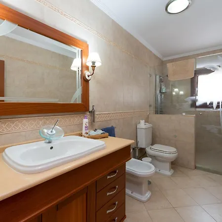 Villa Mogarén: jacuzzi&beautiful views-2