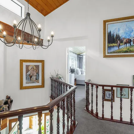 Balmoral Lodge-3