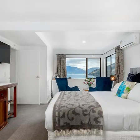 Balmoral Lodge-2